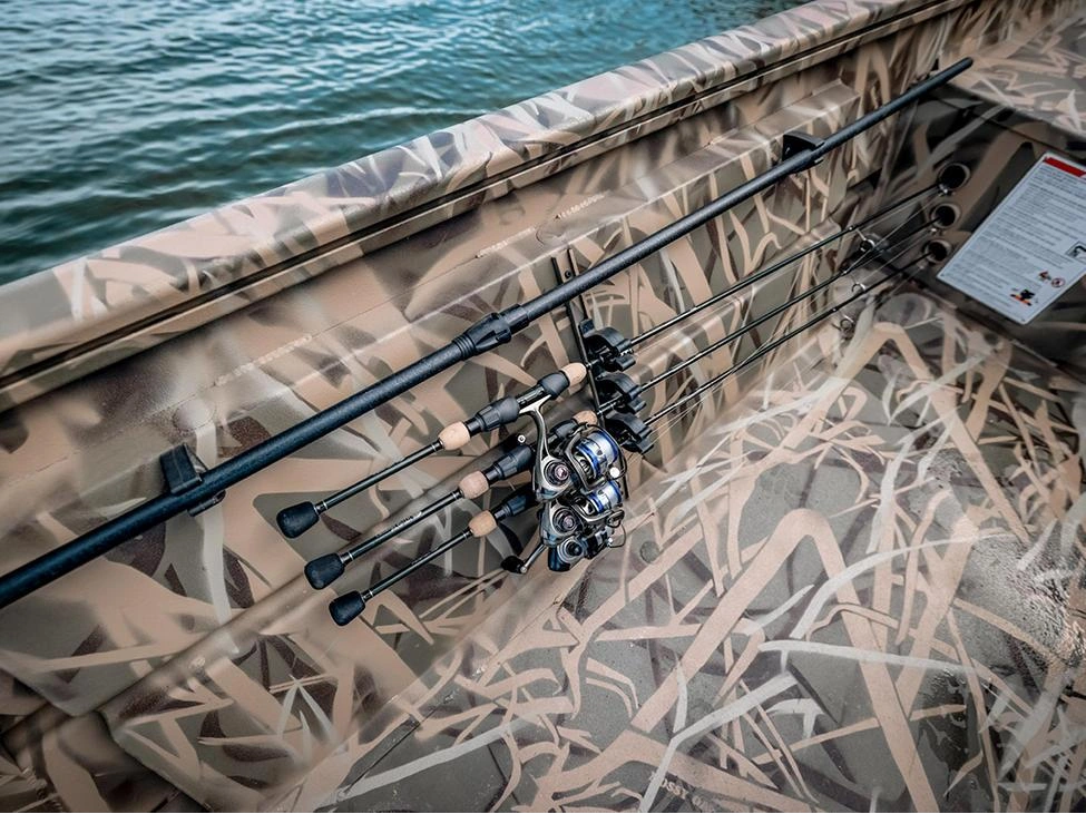 Lund 1660 Predator 1660 Predator Tiller 2025 alt