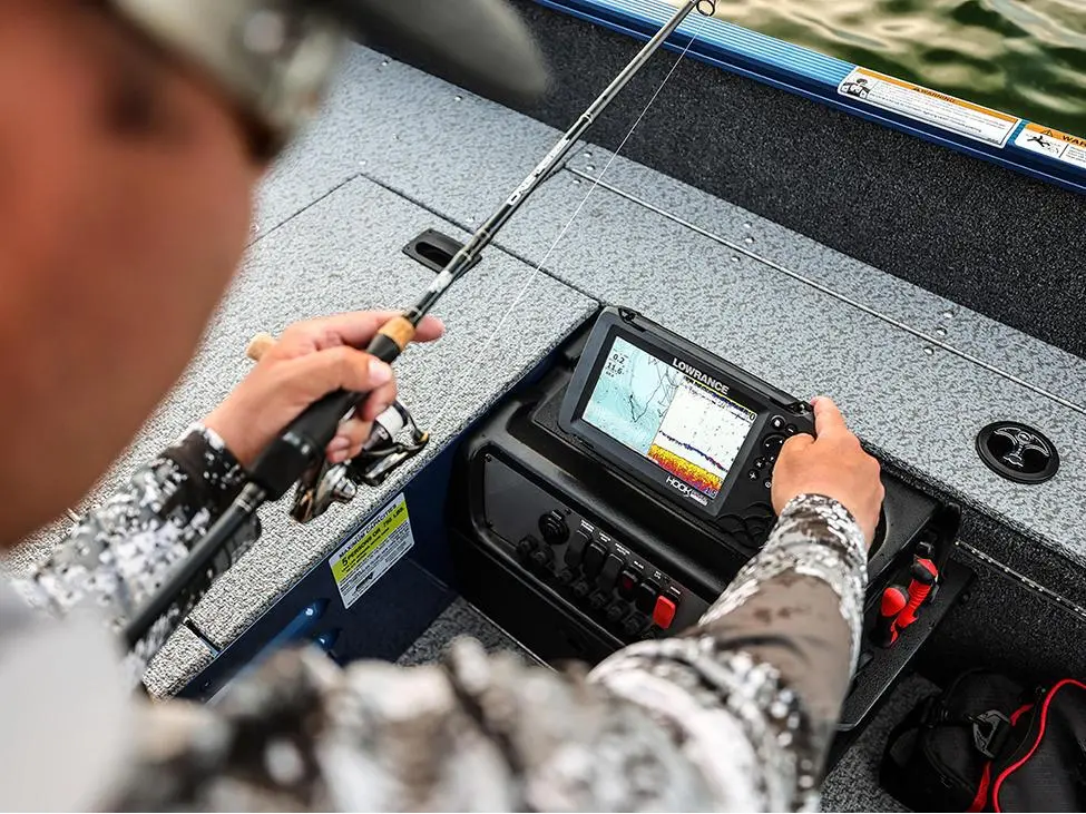 2025 Lund 1650 Angler SS