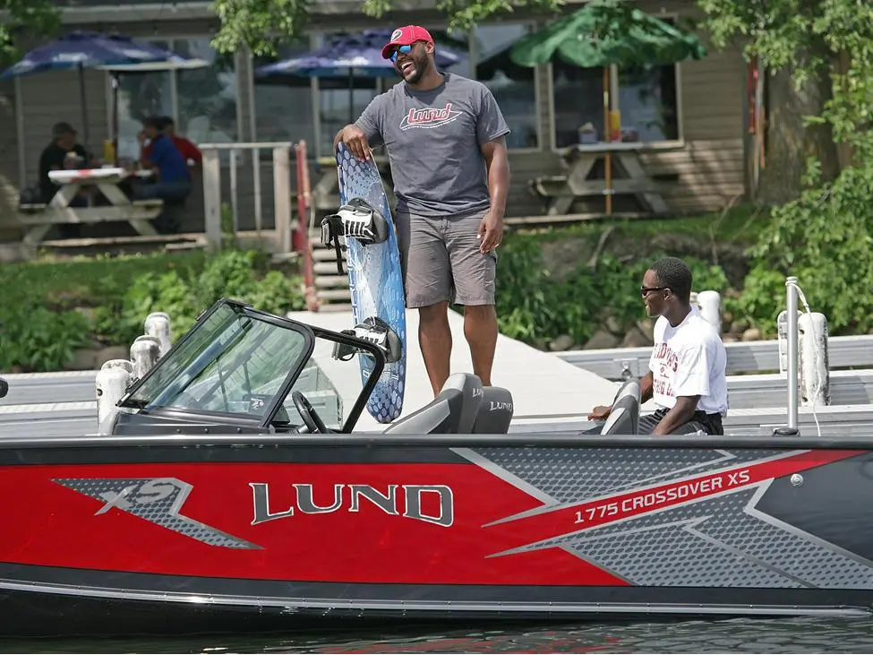 2025 Lund 1775 Crossover XS Sport