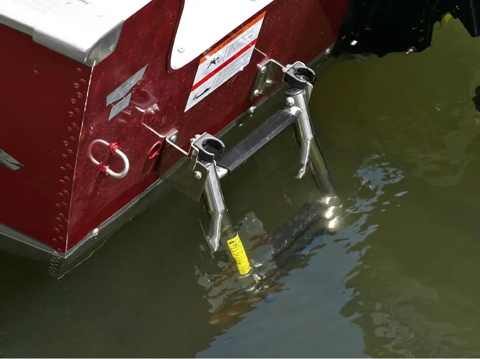 2025 Lund 1775 Pro Guide Tiller