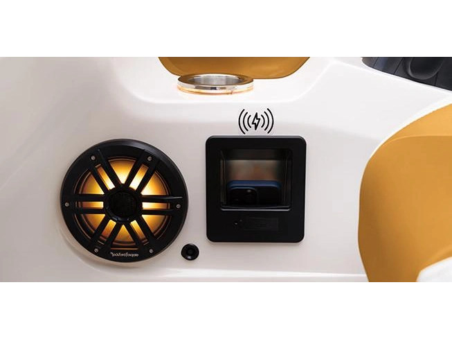 Bennington Marine RX Sport Line 23 RX Fastback Quad Bench 2025 alt