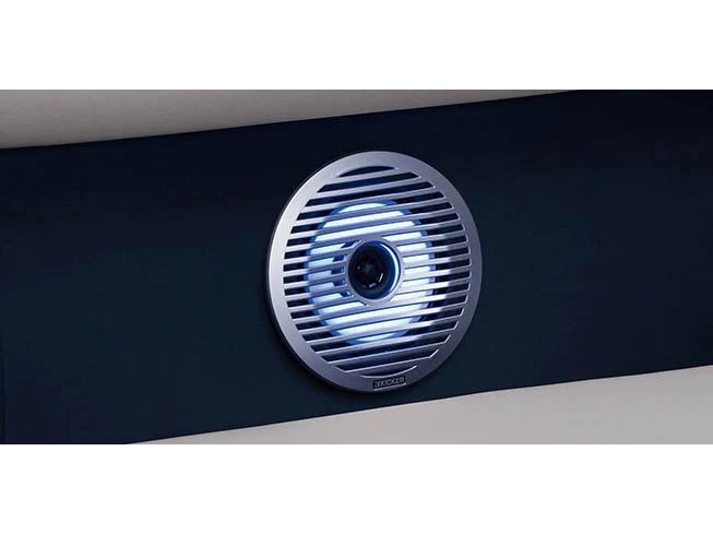 Bennington Marine L Bowrider Line 23 LT Fastback Quad Bench 2025 alt