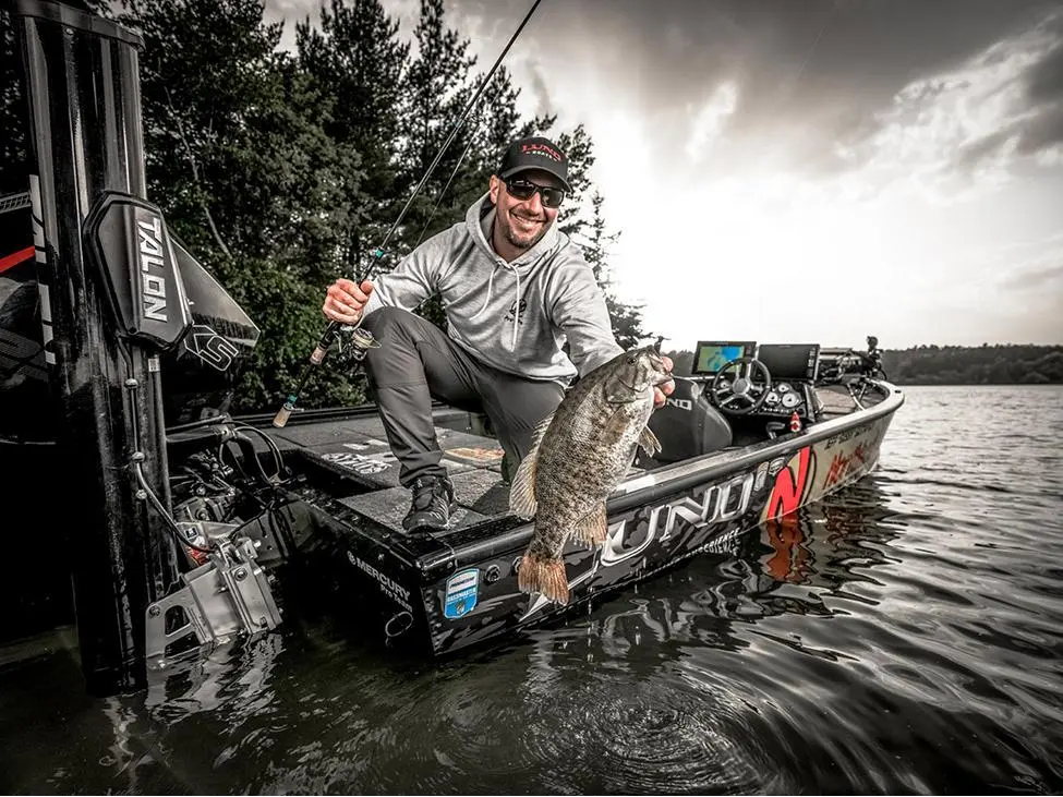 Lund 2075 Pro-V Bass XS 2025