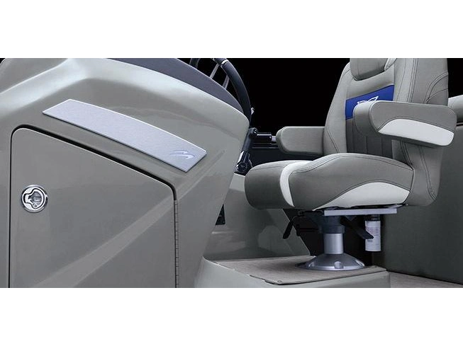 2025 Bennington Marine LX Sport Line 23 LXS Fastback Quad Bench alt