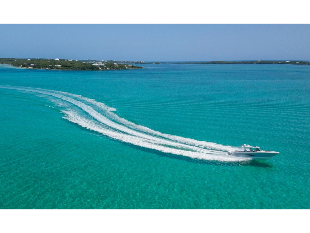 Regal 38 SAV 38 SAV 2025 alt