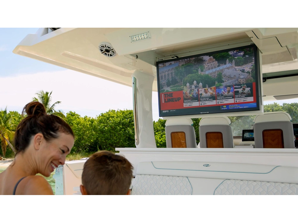 Regal 43 SAV 43 SAV 2025 alt