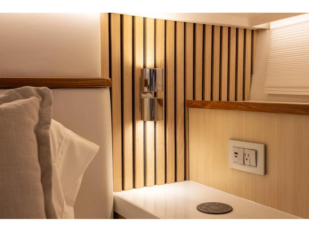 Regal 43 SAV 43 SAV 2025 alt