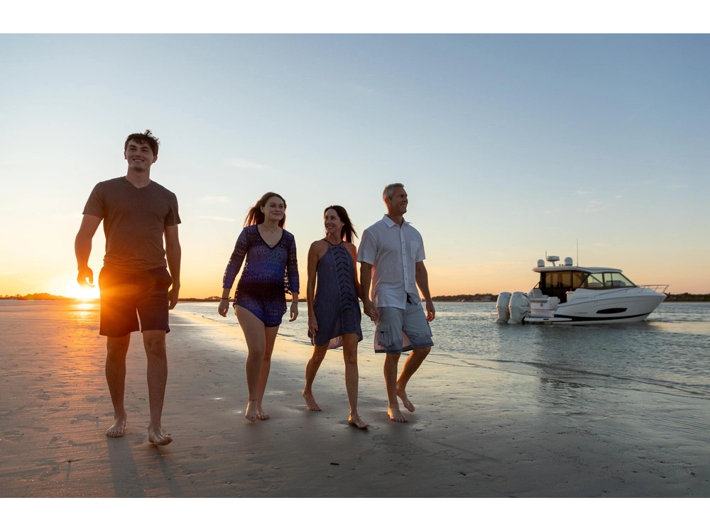 Regal 36 XO 36 XO 2025 alt