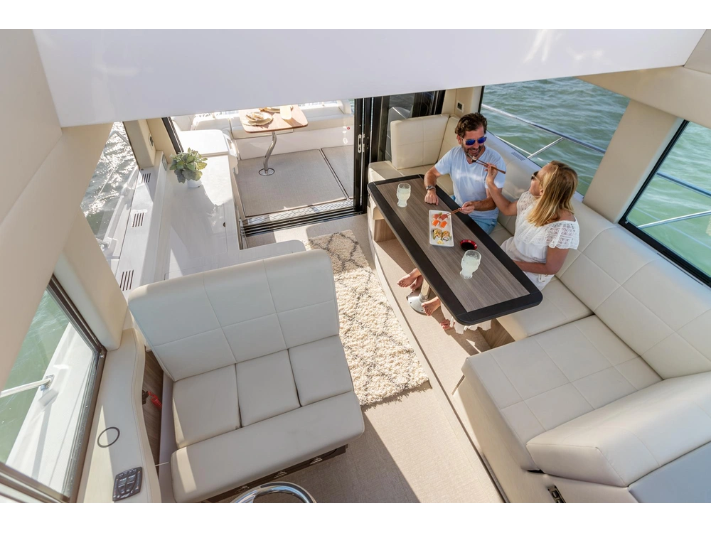 Regal 42 XO 42 XO 2025 alt