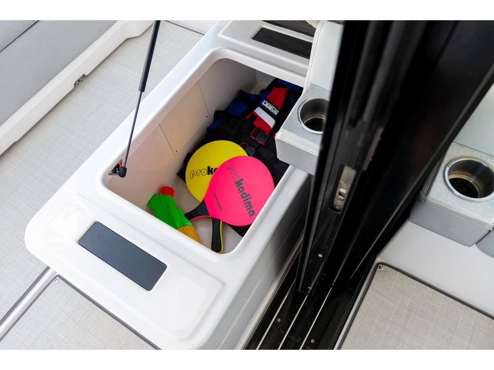 Regal 36 Grande Coupe 36 Grande Coupe 2025 alt