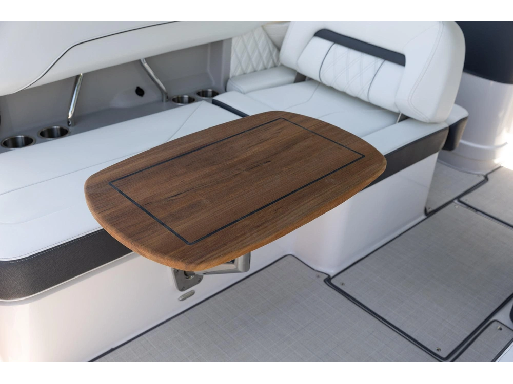 Regal LS6 Surf LS6 Surf 2025 alt