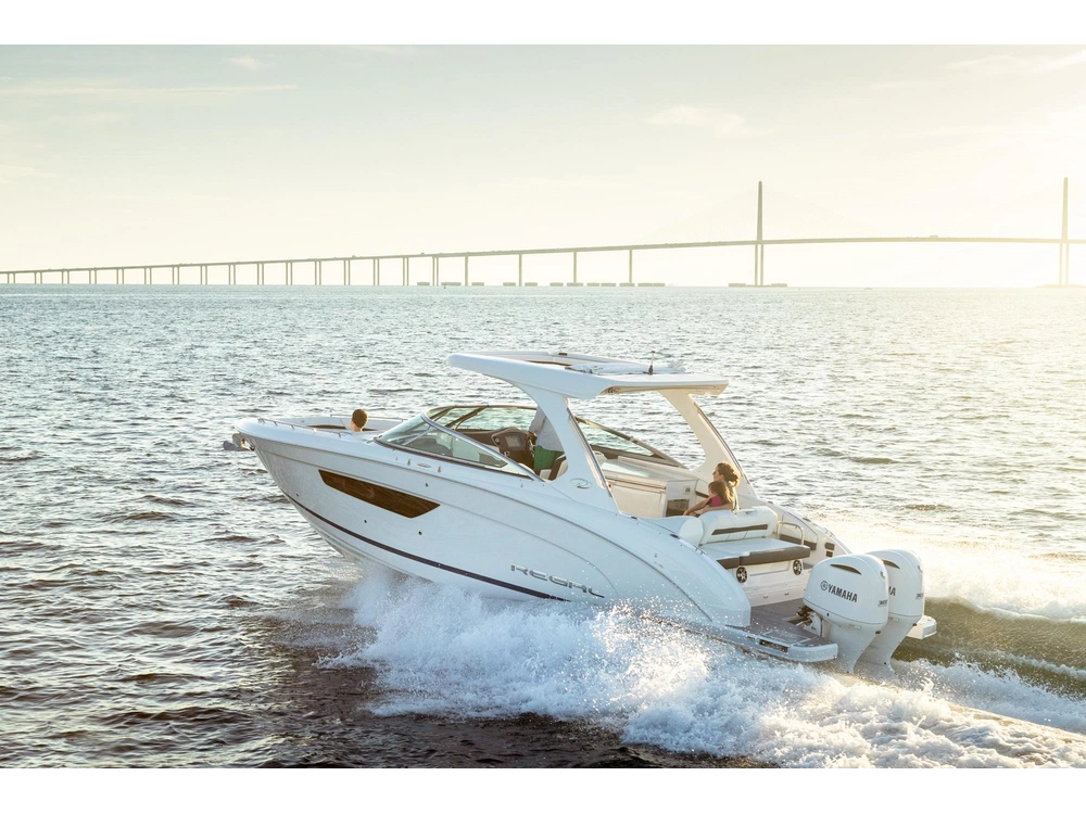 Regal 33 OBX 33 OBX 2025 alt