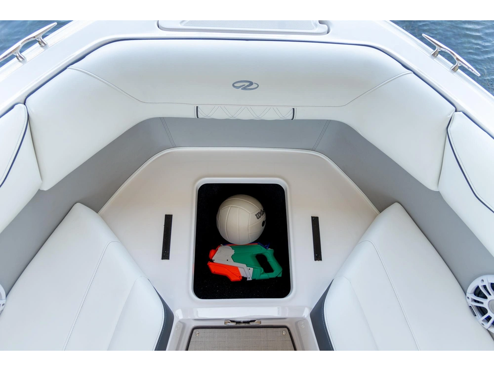 Regal LX2 LX2 2025 alt