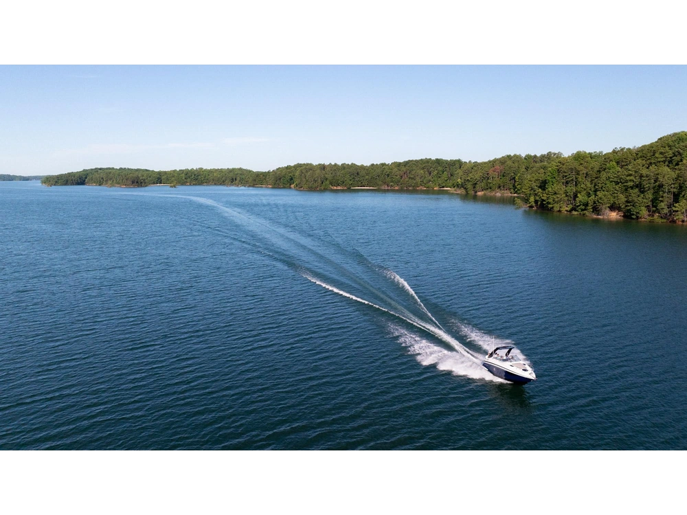 Regal 28 Express 28 Express 2025 alt