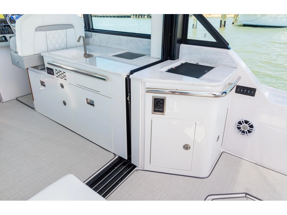 Regal 36 XO 36 XO 2025 alt