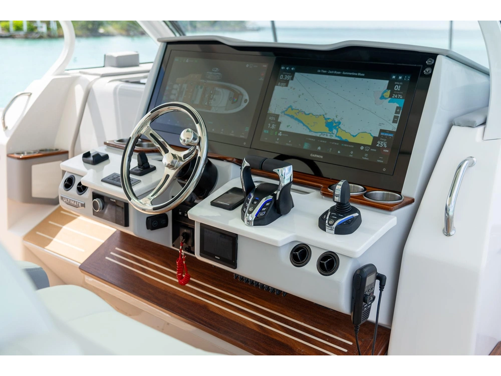 Regal 43 SAV 43 SAV 2025 alt