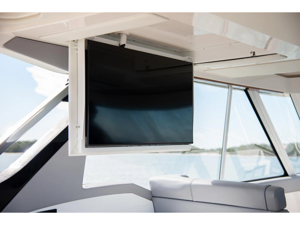 Regal LX43 LX43 2025 alt