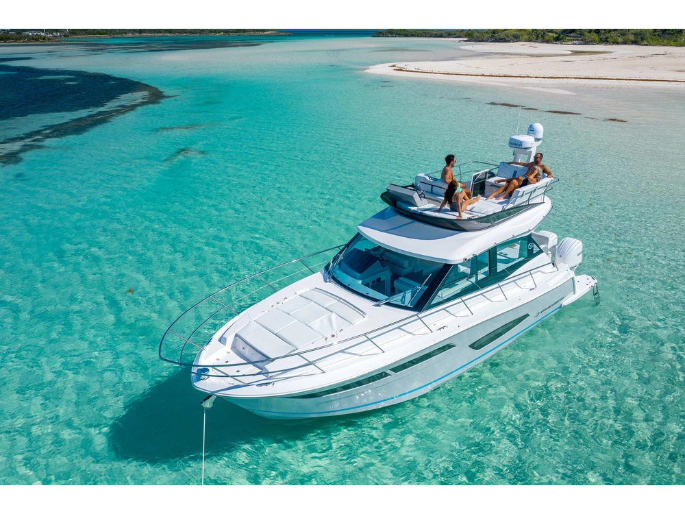 Regal 38 FXO 38 FXO 2025 alt