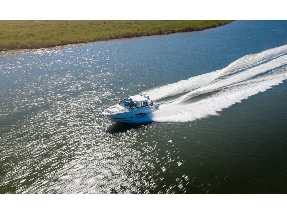 Regal 36 XO 36 XO 2025 alt