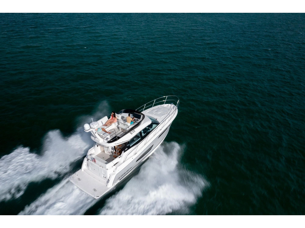 Regal 38 FLY 38 FLY 2025 alt