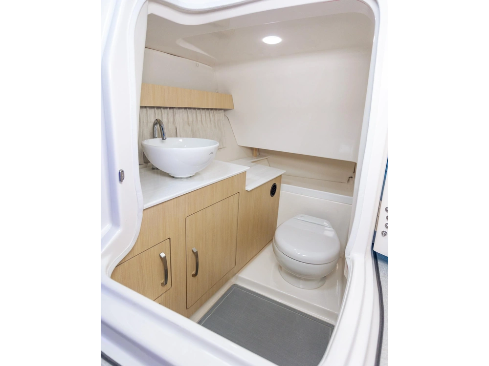 Regal 33 OBX 33 OBX 2025 alt