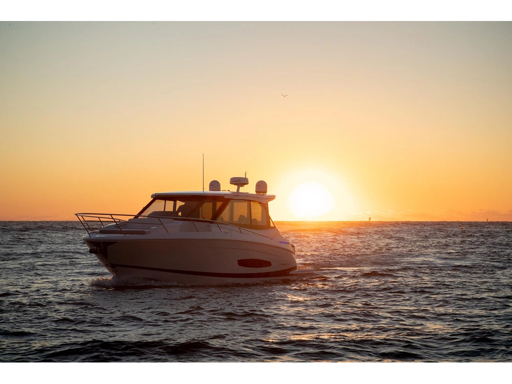 Regal 36 XO 36 XO 2025 alt