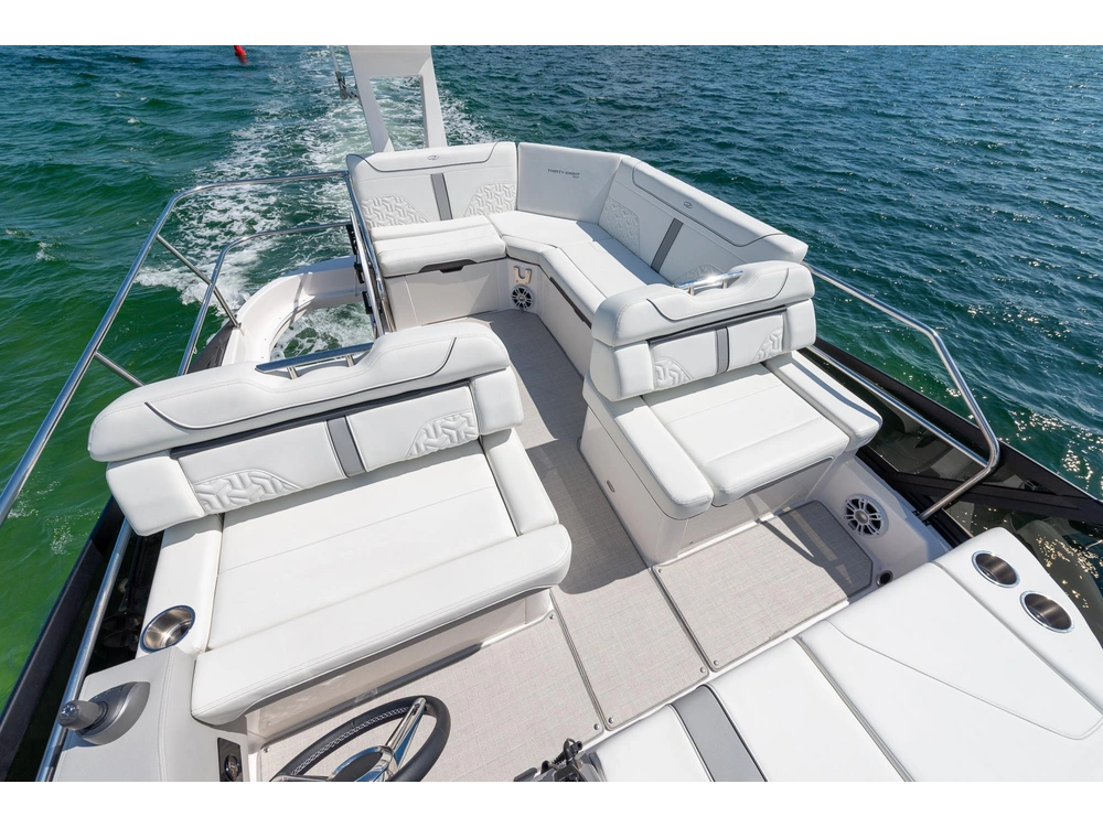 Regal 38 FLY 38 FLY 2025 alt