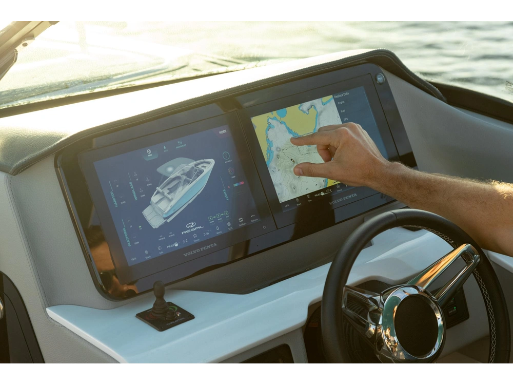 Regal LS9 Surf LS9 Surf 2025 alt