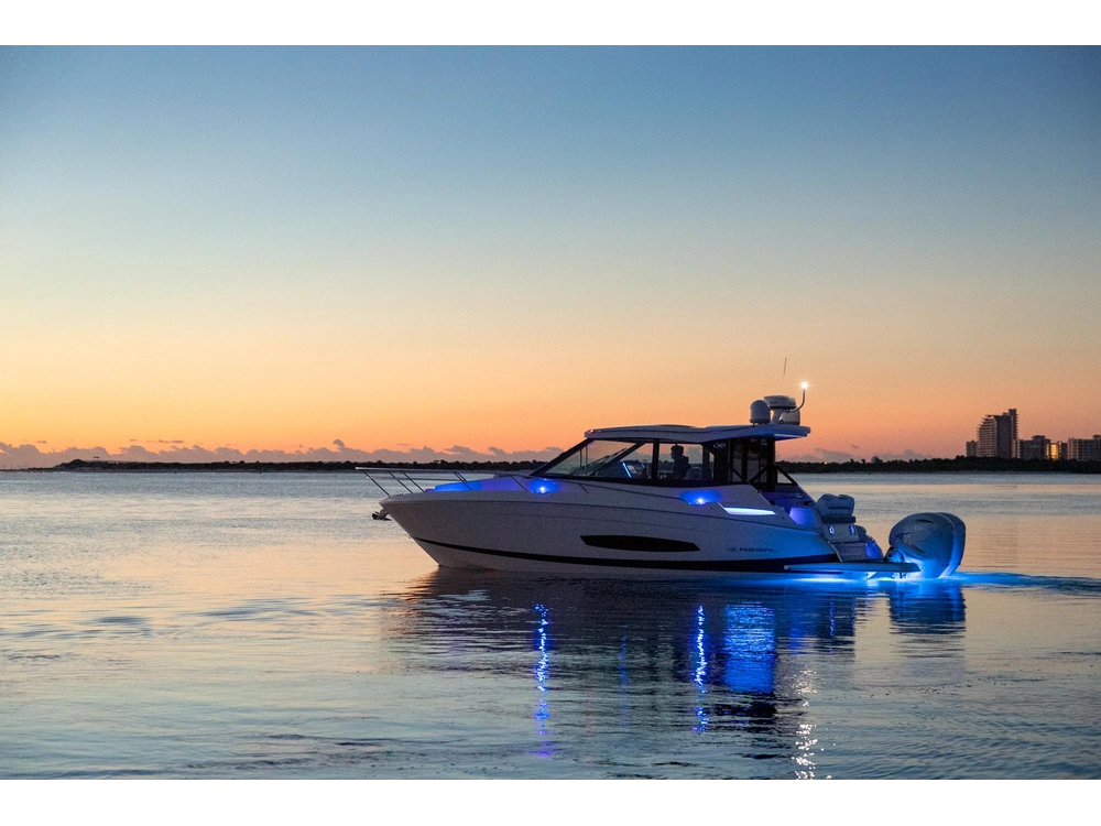 Regal 36 XO 36 XO 2025 alt