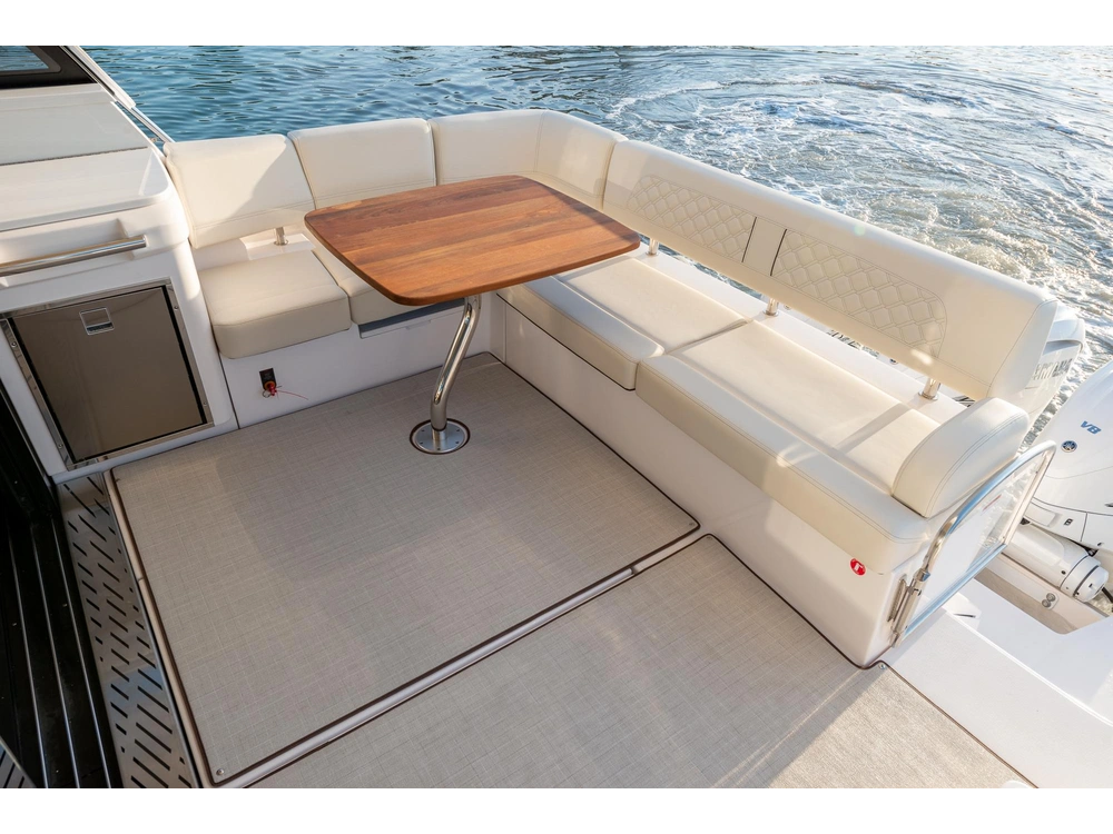 Regal 42 XO 42 XO 2025 alt