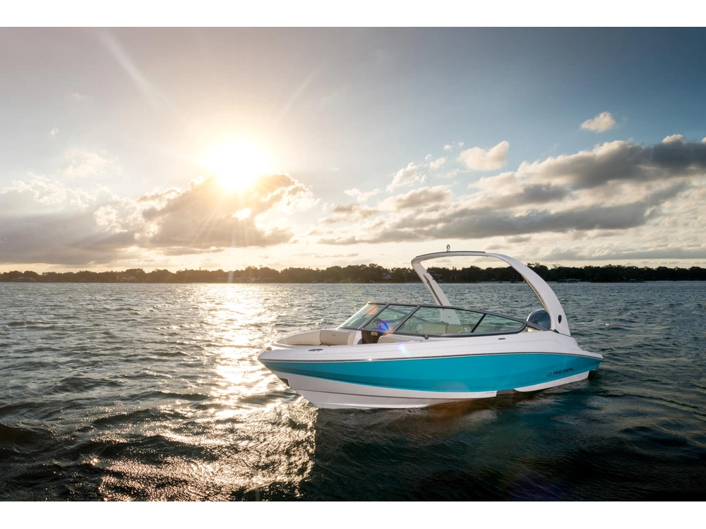 Regal 21 OBX 21 OBX 2025 alt