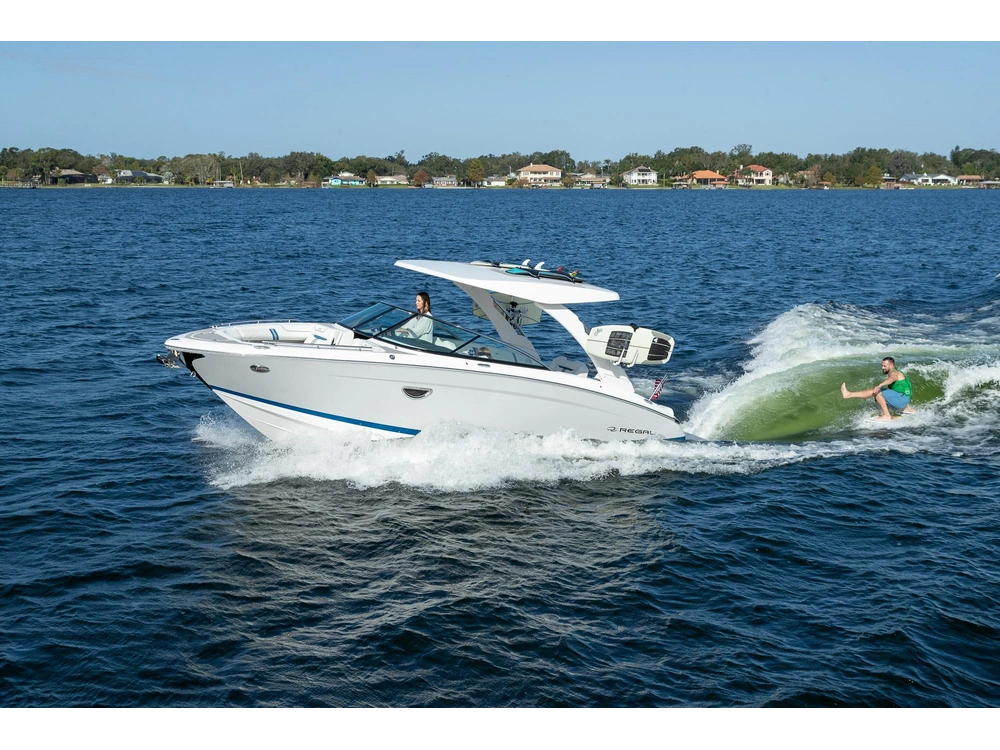 Regal LS9 Surf LS9 Surf 2025 alt