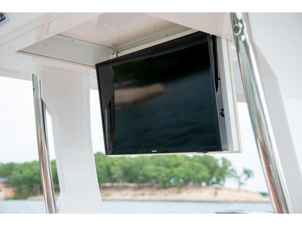 Regal 38 Surf 38 Surf 2025 alt