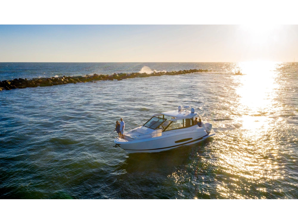 Regal 36 XO 36 XO 2025 alt