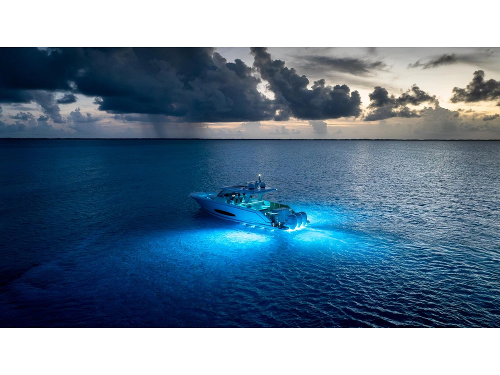 Regal 43 SAV 43 SAV 2025 alt