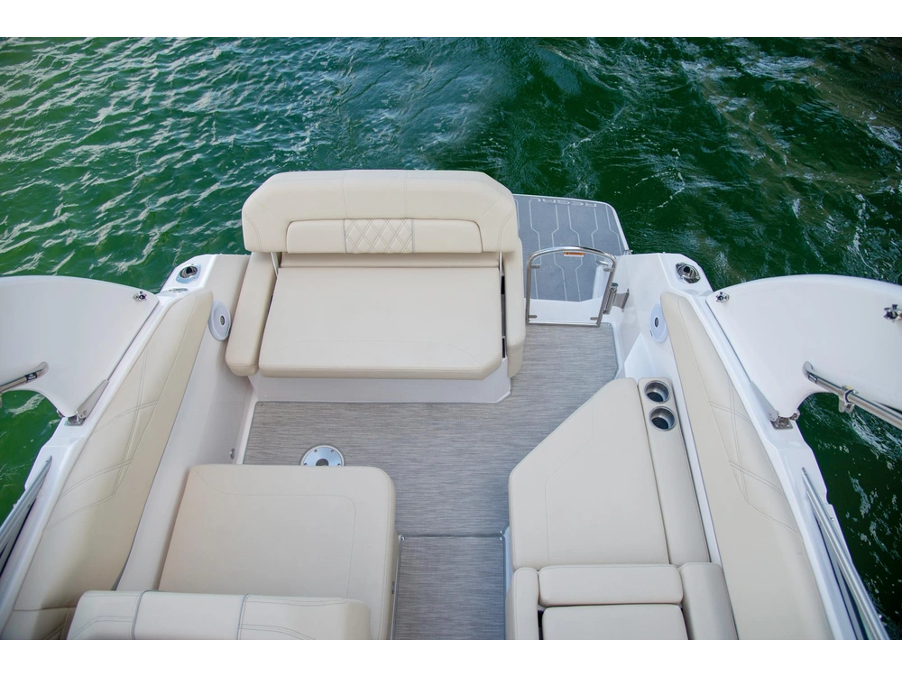 Regal 26 Express 26 Express 2025 alt