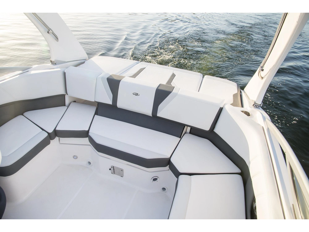 Regal 2000 ES 2000 ES 2025 alt