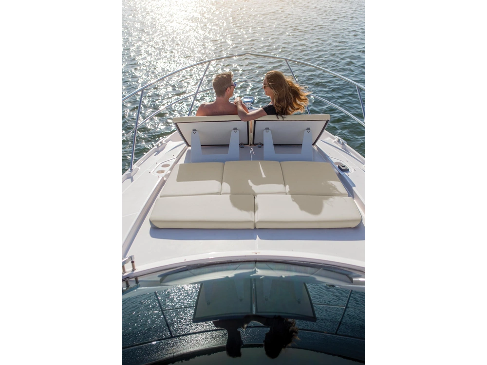 Regal 42 Grande Coupe 42 Grande Coupe 2025 alt