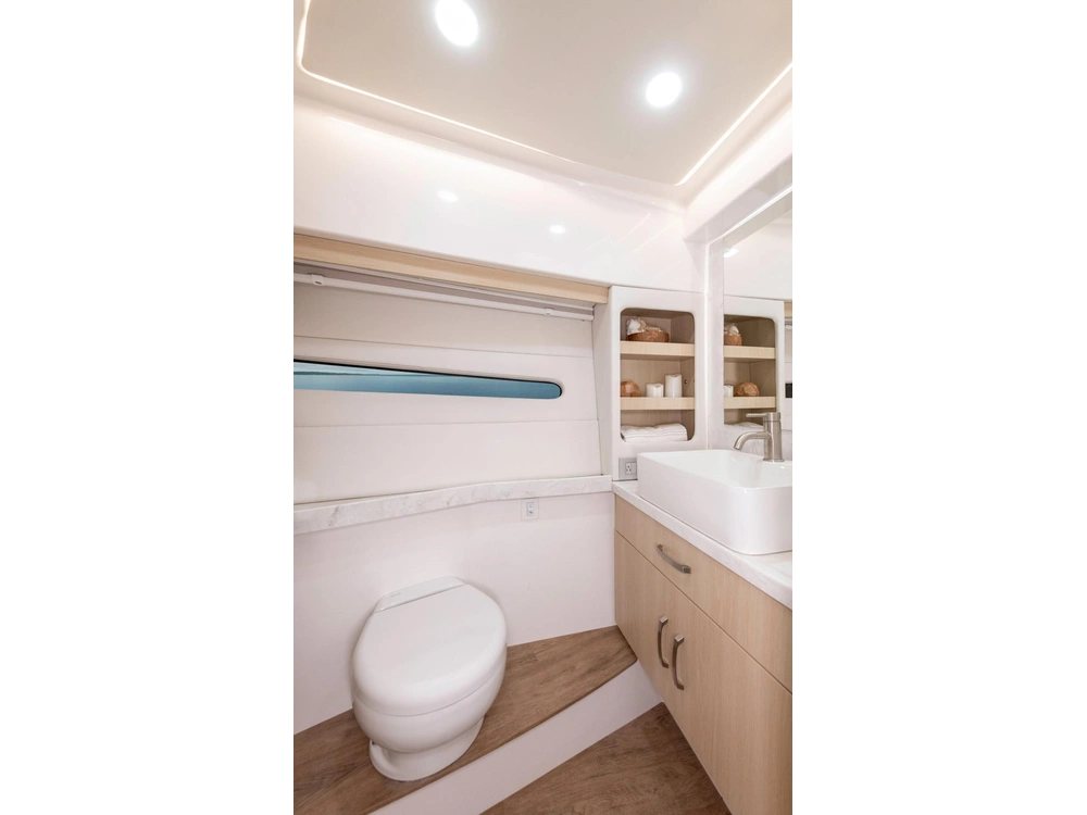 Regal 38 Grande Coupe 38 Grande Coupe 2025 alt