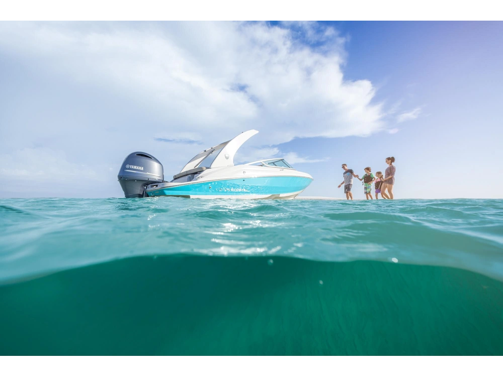 Regal 21 OBX 21 OBX 2025 alt