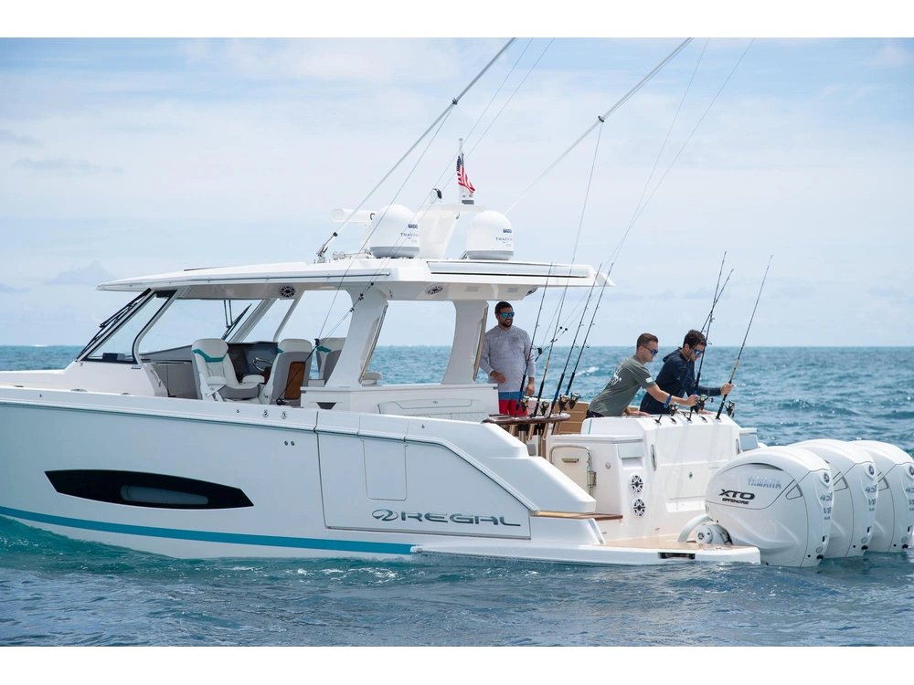 Regal 43 SAV 43 SAV 2025 alt