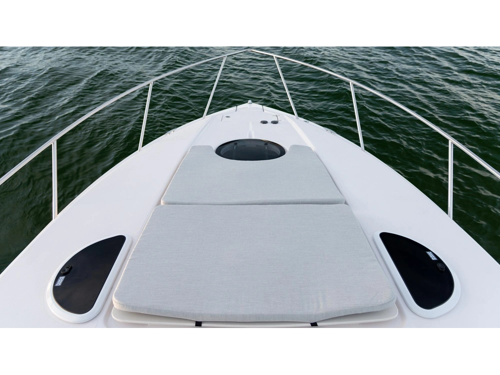 Regal 33 XO 33 XO 2025 alt