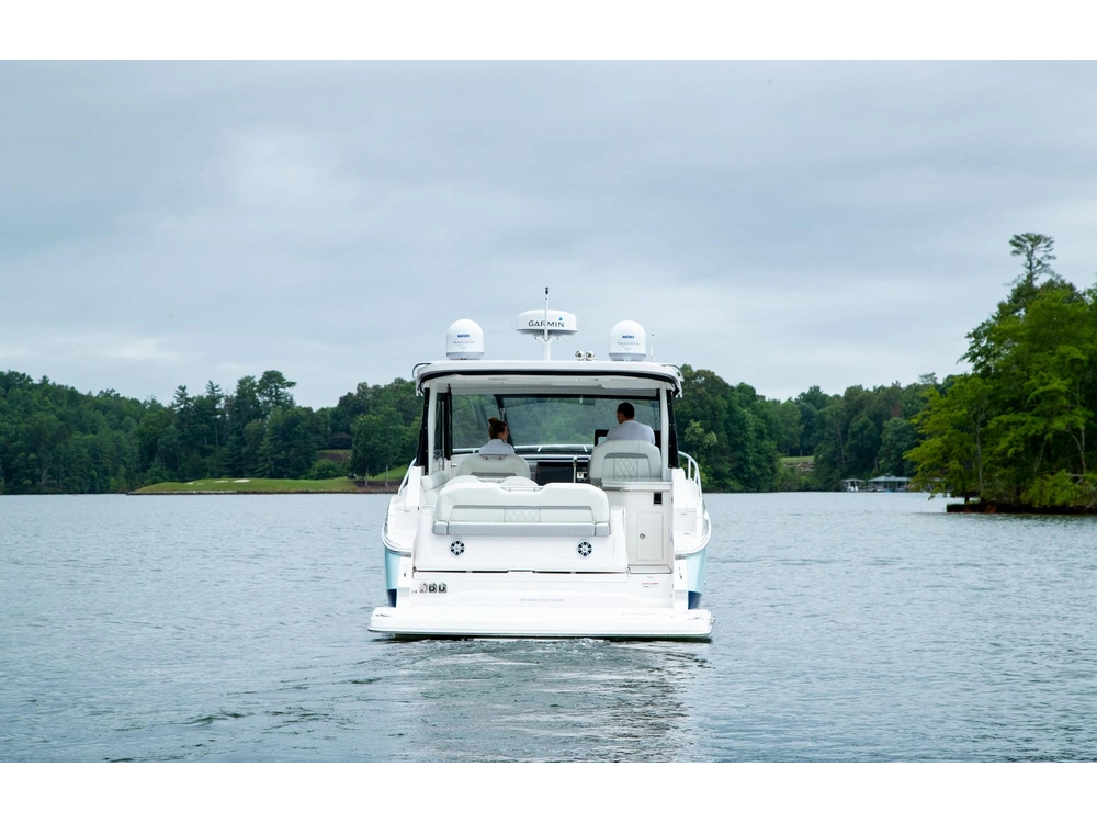 Regal 36 Grande Coupe 36 Grande Coupe 2025 alt