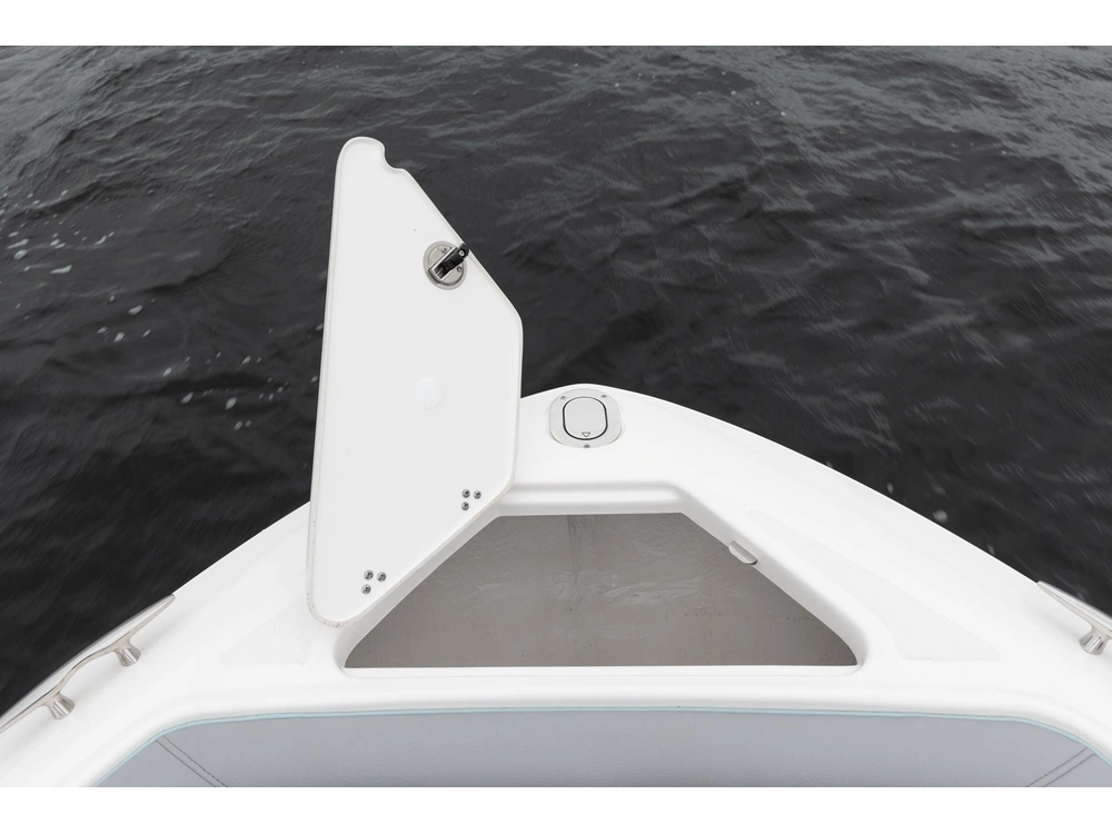 Regal LS4 Surf LS4 Surf 2025 alt