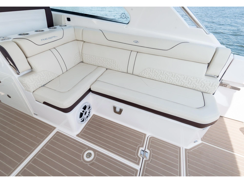 Regal LS36 LS36 2025 alt