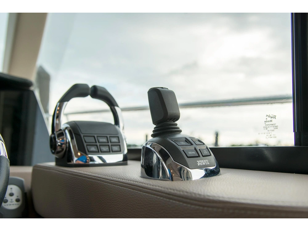 Regal 42 Grande Coupe 42 Grande Coupe 2025 alt