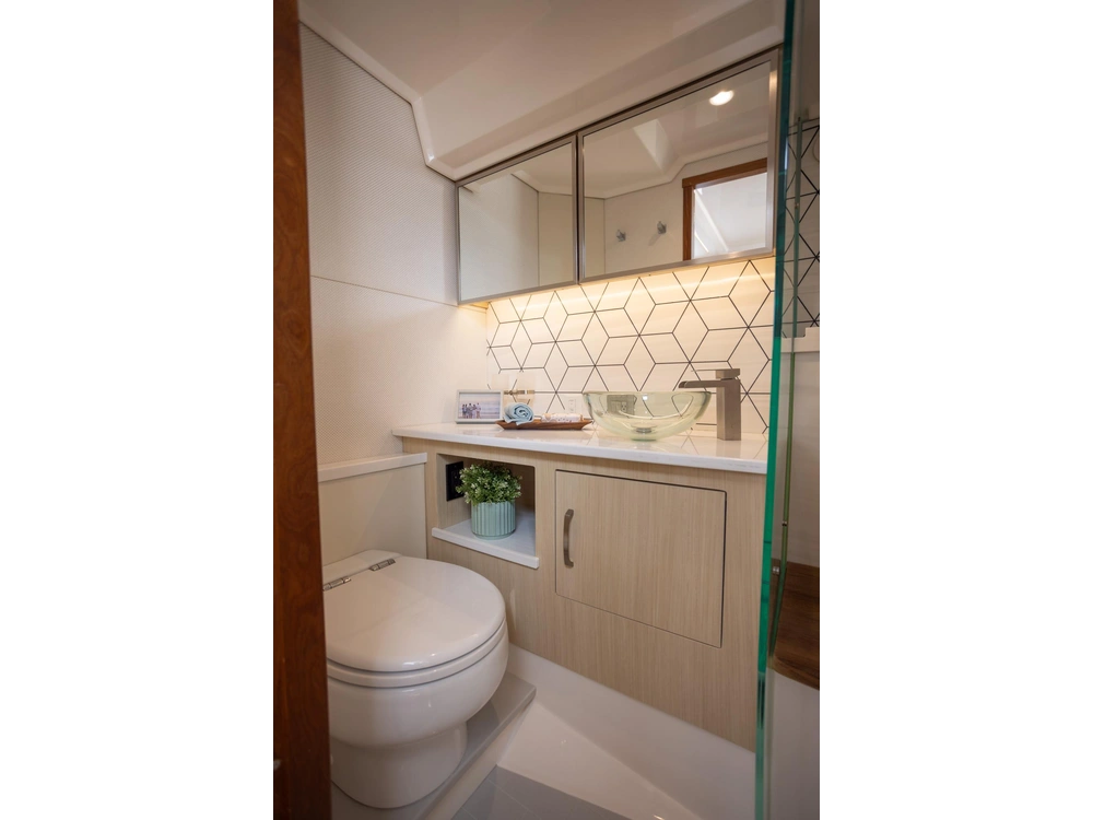 Regal 43 SAV 43 SAV 2025 alt