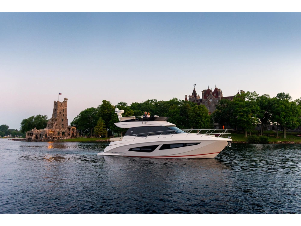 Regal 42 Fly 42 Fly 2025 alt