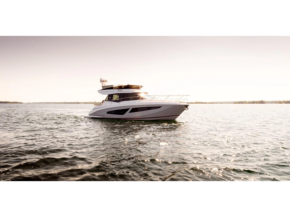 Regal 42 Fly 42 Fly 2025 alt