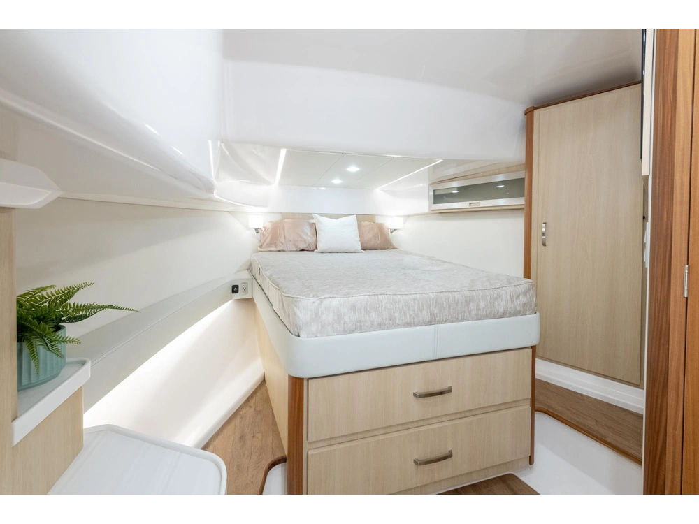 Regal 36 XO 36 XO 2025 alt